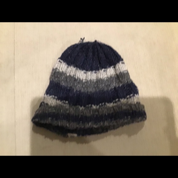 Striped hat - Picture 3 of 3